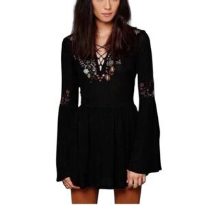 Free People Women's Black Embroidered Bell Sleeve Witchcore Peasant Tunic Top S